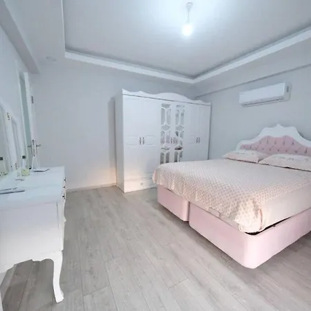 Incredible Luxury 3 Bedrooms And A Hall Villa *