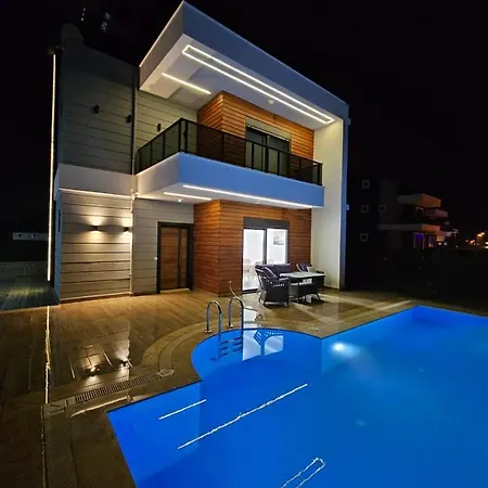 Incredible Luxury 3 Bedrooms And A Hall Villa Belek