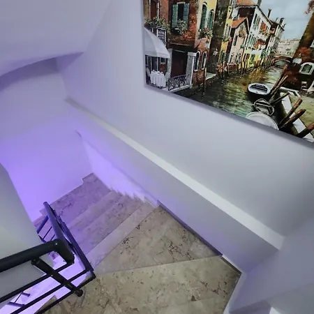 Vilă Incredible Luxury 3 Bedrooms And A Hall *
